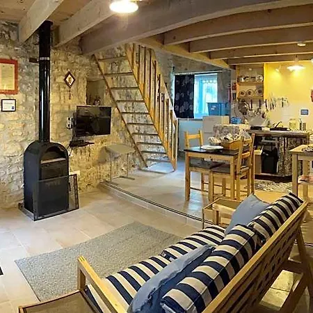 Le Bois De L'eglise Hotel Villiers-le-Roux